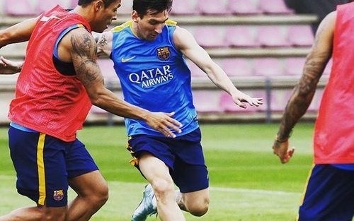 أدريانو كوريا وميسي