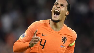 احتفال فان دايك بهدفه