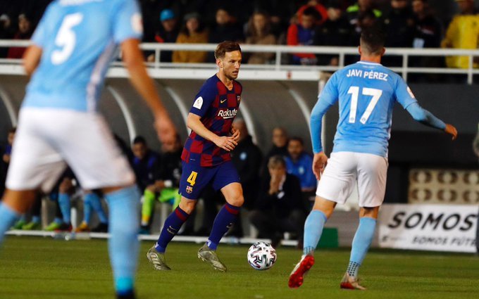 برشلونة وإيبيزا