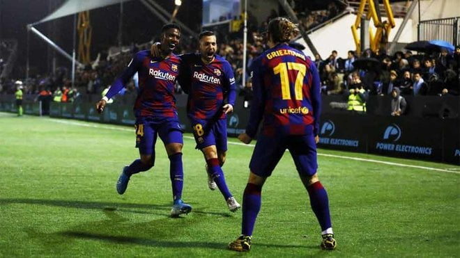 برشلونة