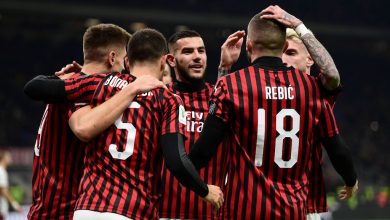 لاعبي ميلان