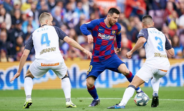 ديبورتيفو ألافيس وبرشلونة