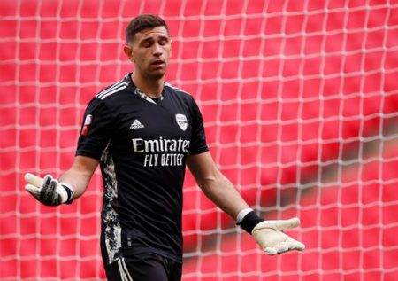 إيميليانو مارتينيز - الأرجنتين 