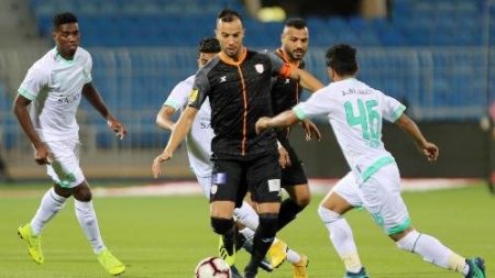 تاريخ مواجهات الشباب والأهلي في الدوري السعودي
