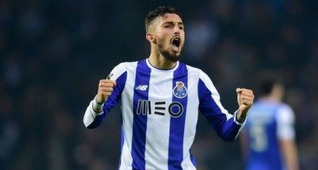 أليكس تيليس - النصر 