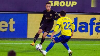 برشلونة وقادش