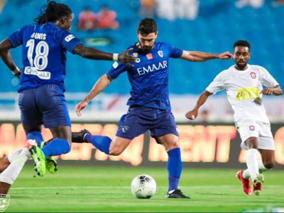 الرائد - الهلال