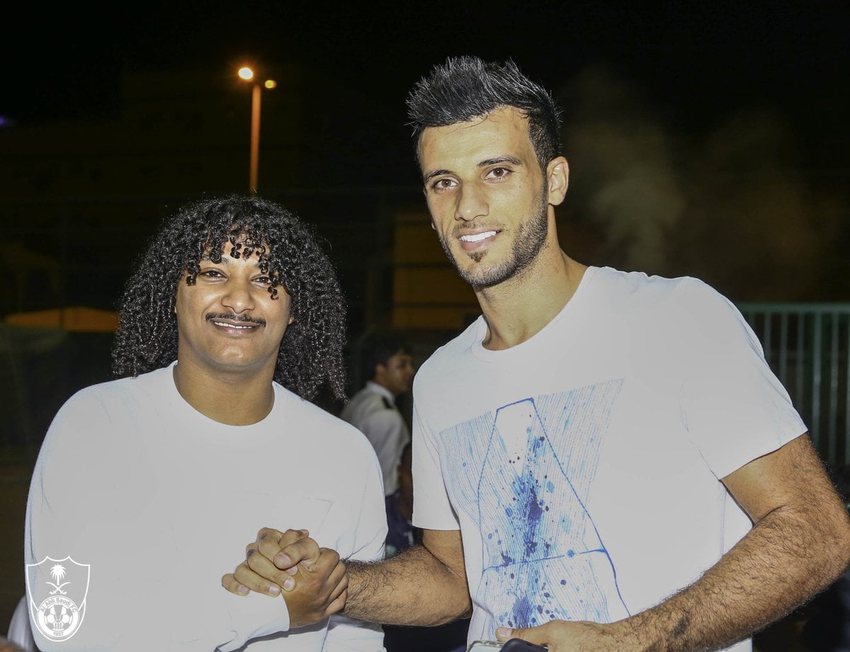 مشاري الغامدي مترجم الاهلي