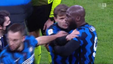 مشادة بين لوكاكو وزلاتان ابراهيموفيتش في كأس إيطاليا