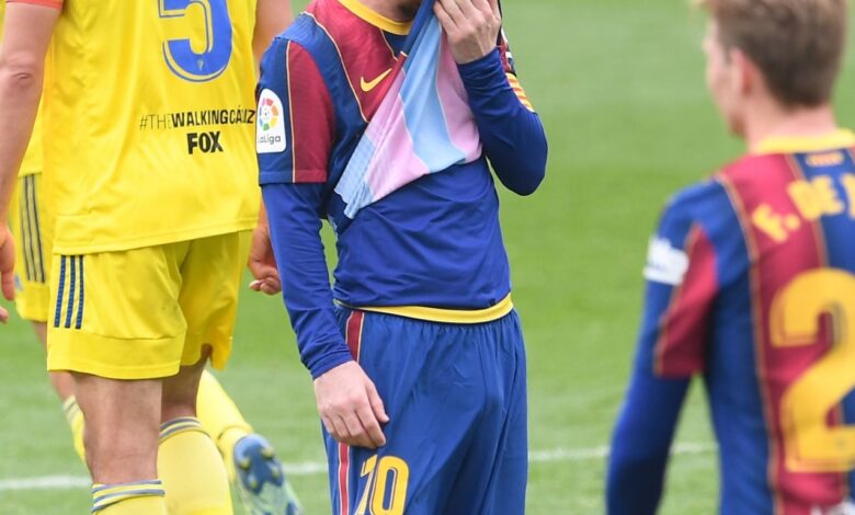 برشلونة وقادش