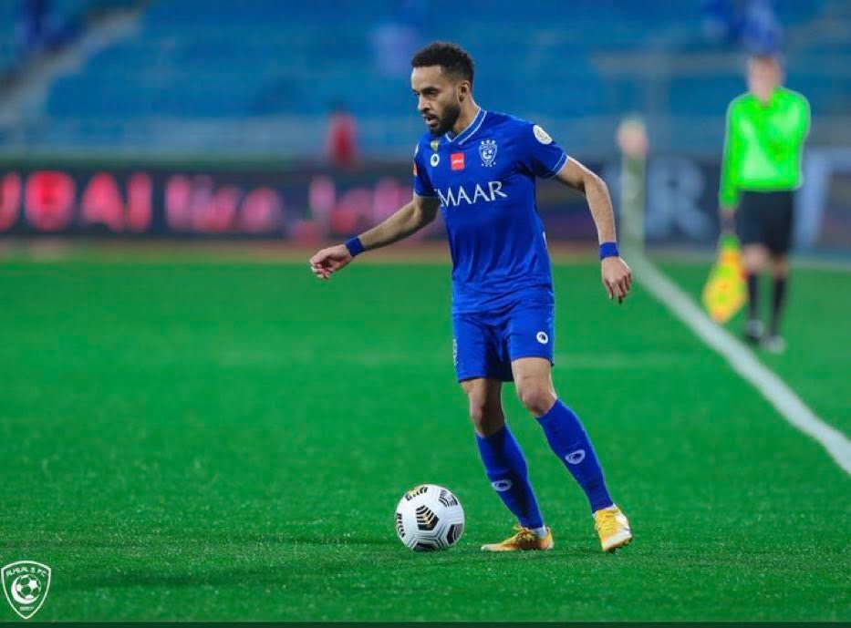 موقف ثنائي الهلال