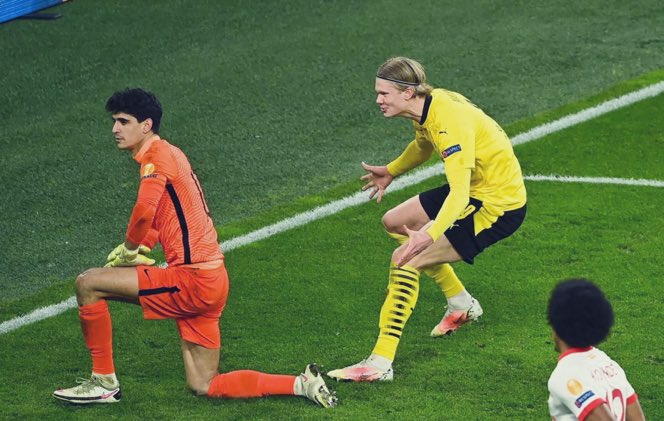 بوروسيا دورتموند _ إشبيلية