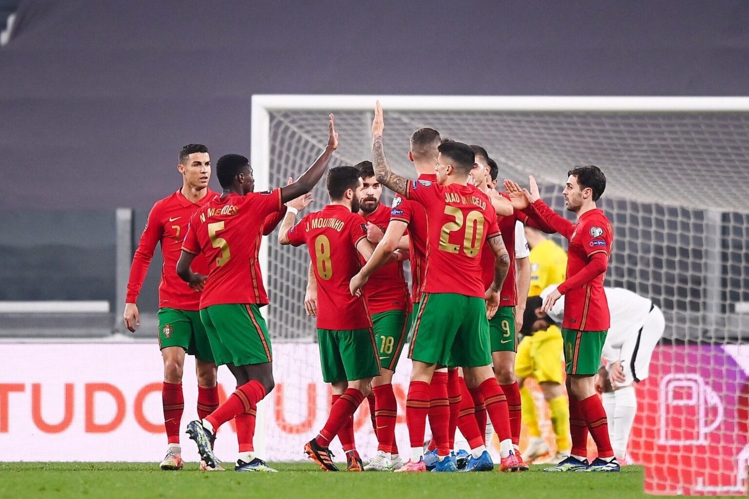 منتخب البرتغال يحقق فوز هزيل على إذربيجان في تصفيات كأس العالم 2022