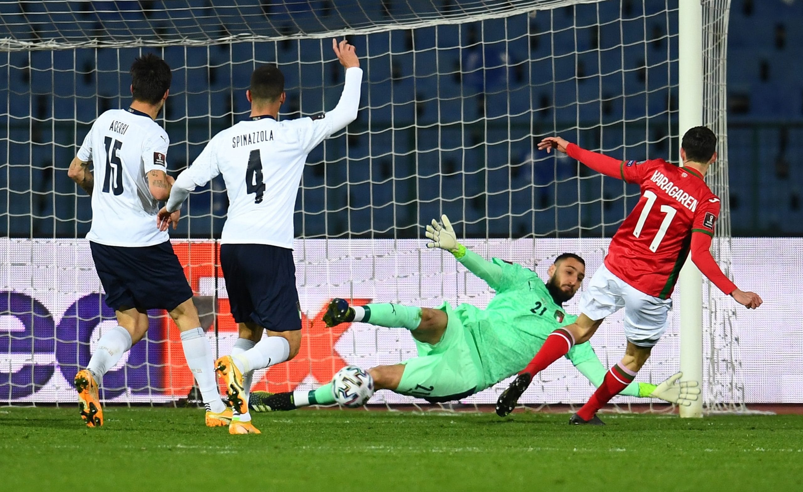 منتخب إيطاليا - منتخب بلغاريا