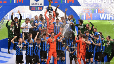 لاعبو الإنتر يرفعون لقب السكوديتو في ملعب جوزيبي مياتزا