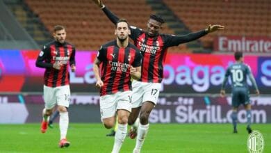 لاعبي ميلان