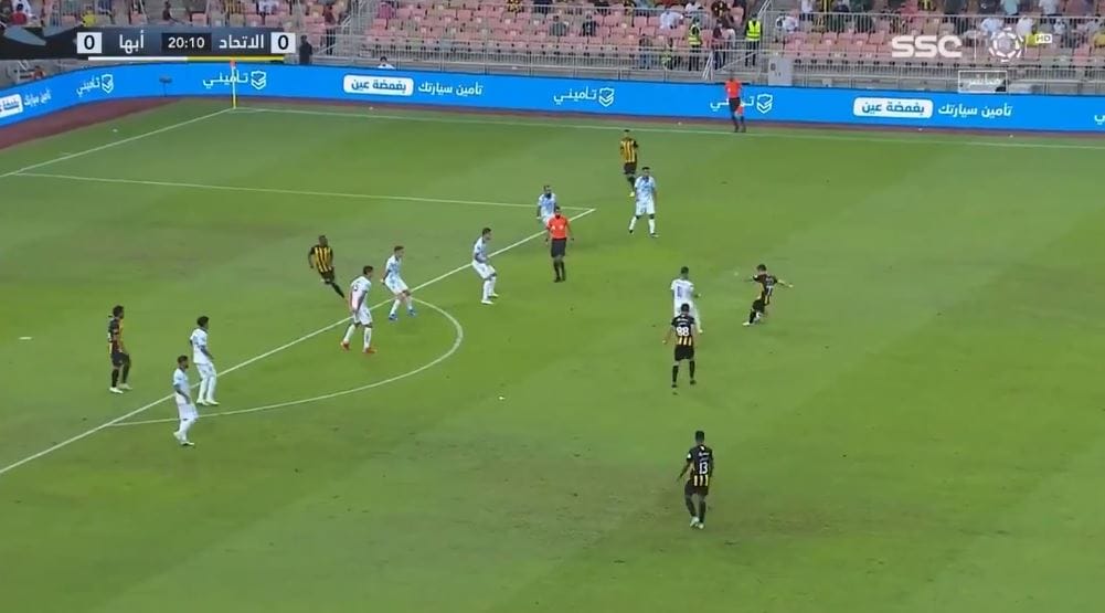 هدف الاتحاد الاول ضد ابها 1-0 كورنادو