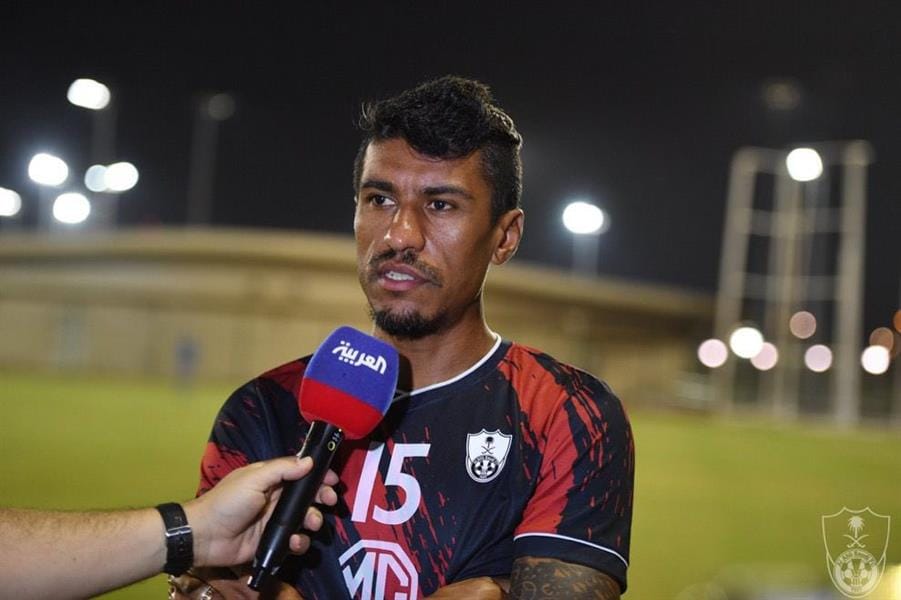 الاهلي السعودي ينهي علاقته بلاعبه باولينيو