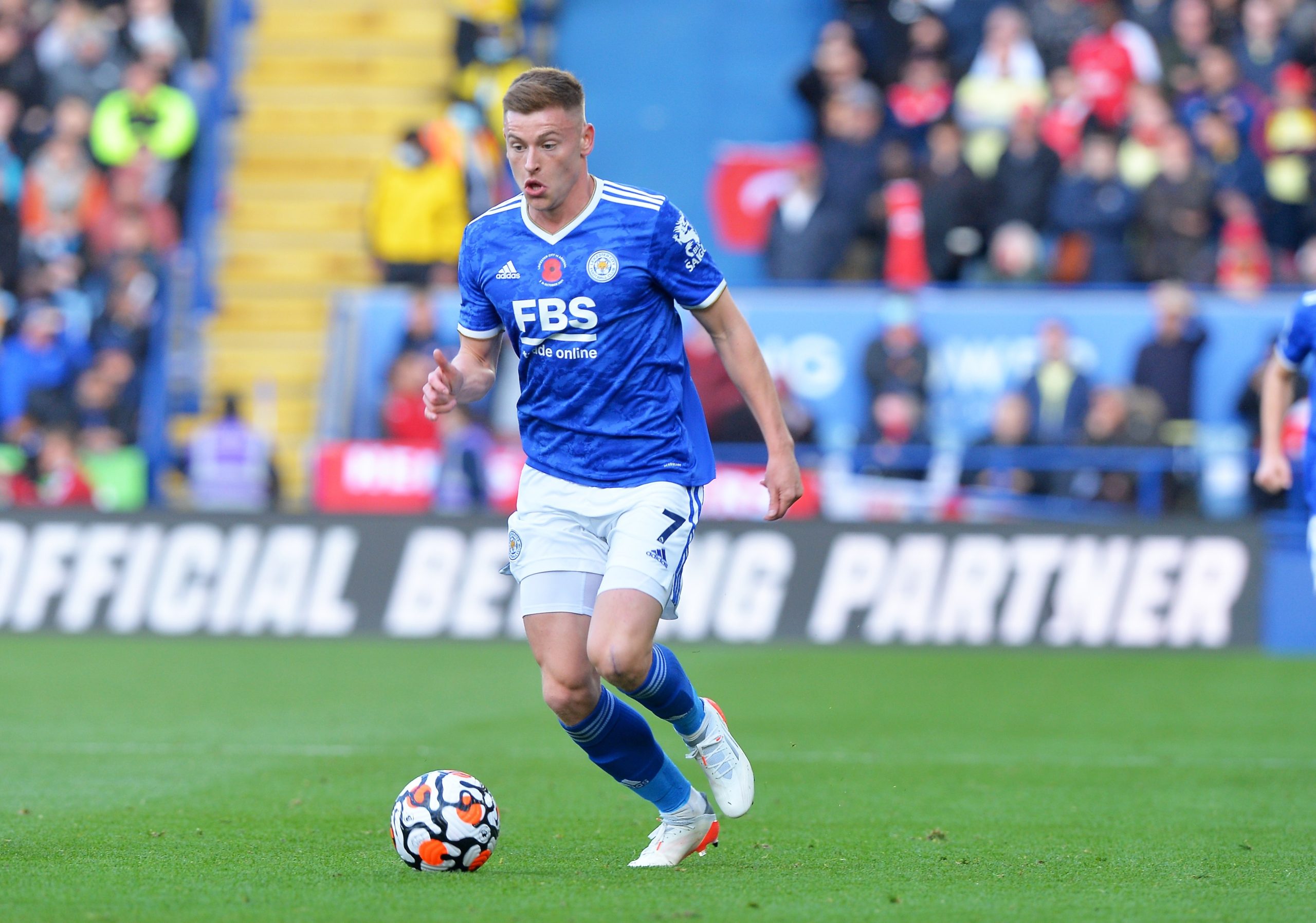 ليفربول يرغب في التعاقد مع هارفي بارنز