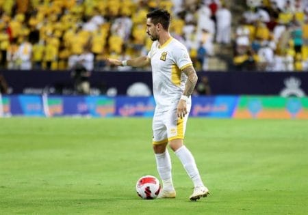 هل يغيب كورنادو عن كلاسيكو الهلال؟