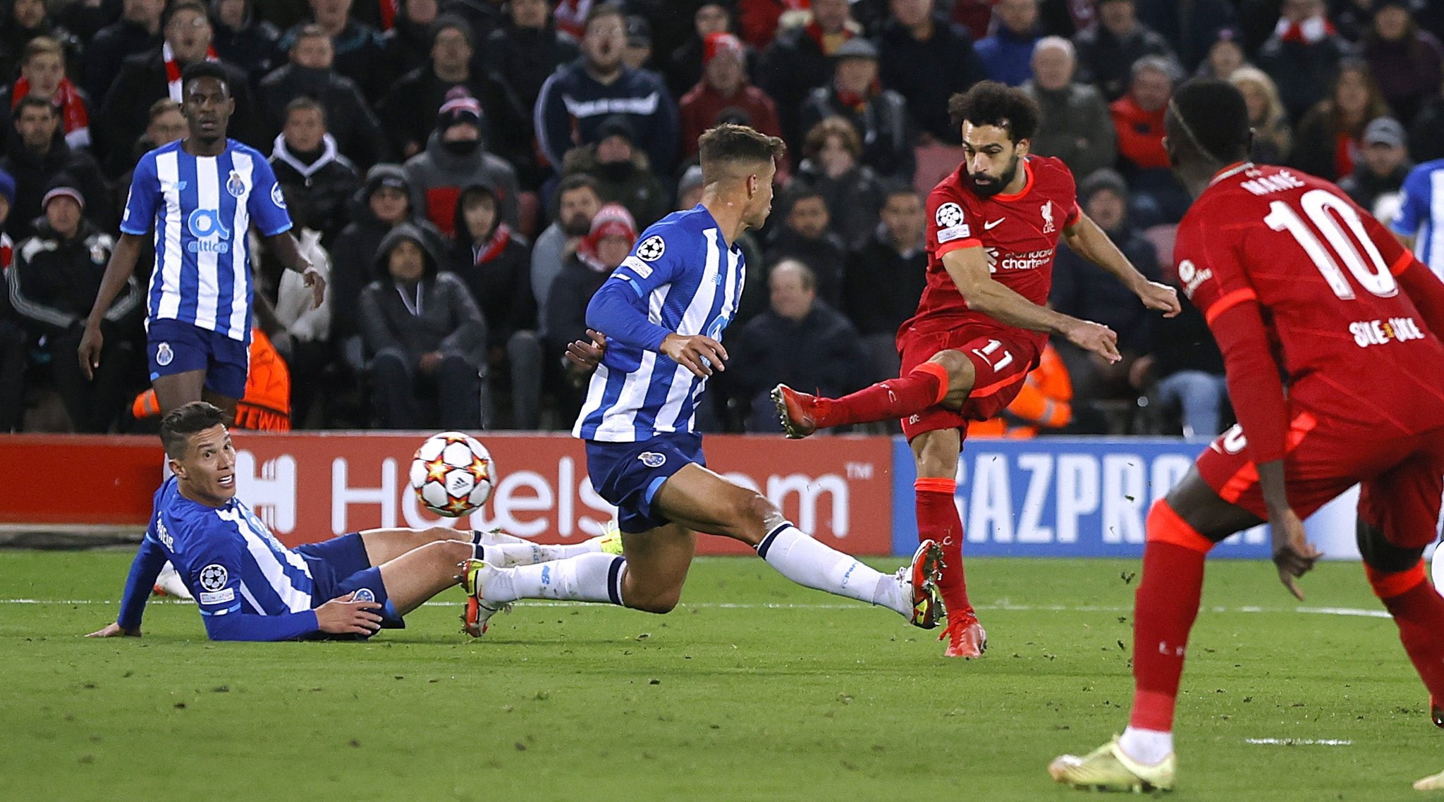 هدف محمد صلاح ضد بورتو في دوري ابطال اوروبا