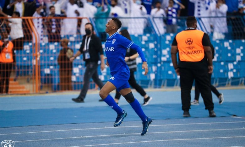 موعد عودة الدوسري للمشاركة رفقة الهلال