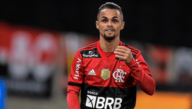 فلامنجو يحسم موقفه من عرض الهلال