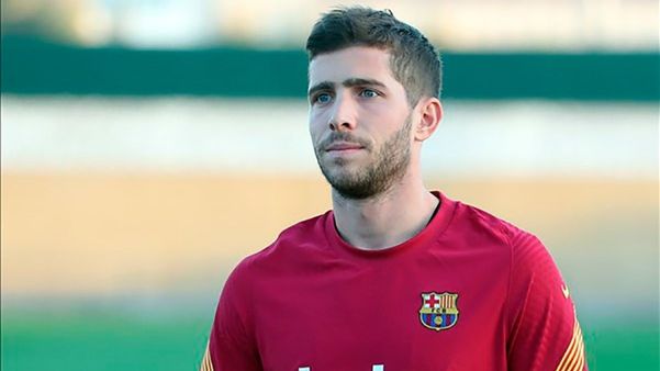 برشلونة يحسم مستقبل سيرجي روبرتو