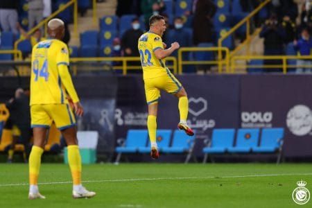 عودة مهاجم النصر قبل مواجهة الرائد