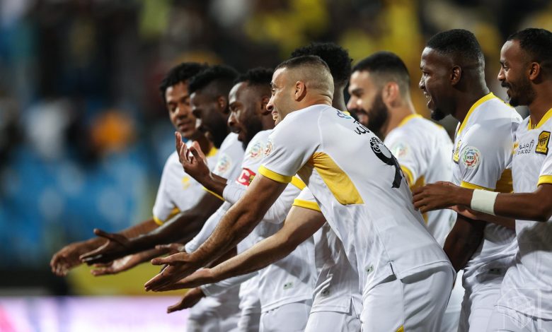 الكشف عن طاقم تحكيم لقاء الاتحاد والتعاون