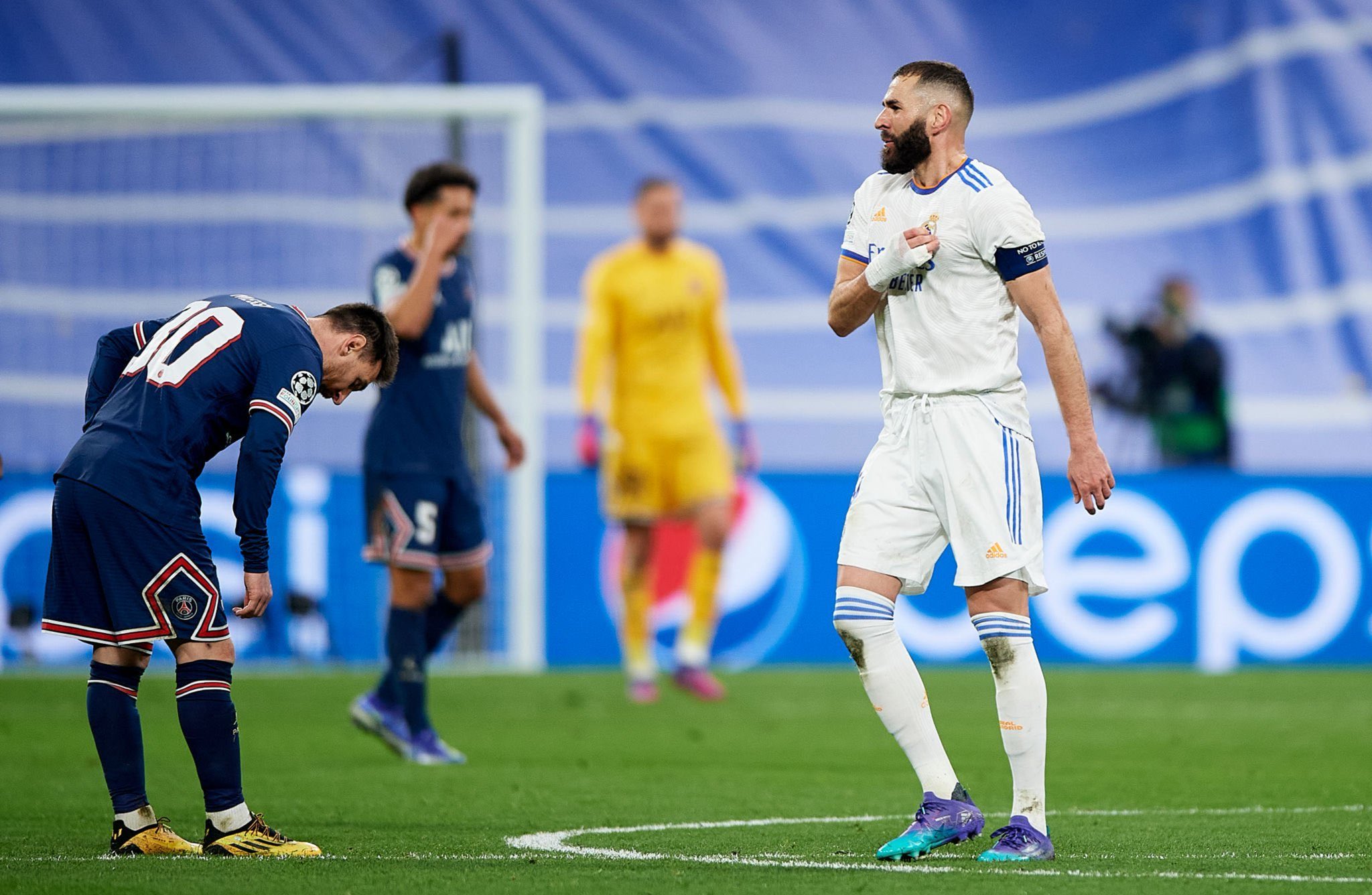 تألق بنزيما يثير قلق هالاند بشأن الانتقال الى ريال مدريد