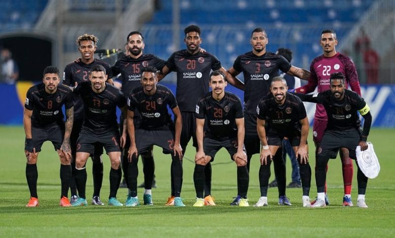 الهلال والاتحاد يتنافسان لضم مدافع الليوث