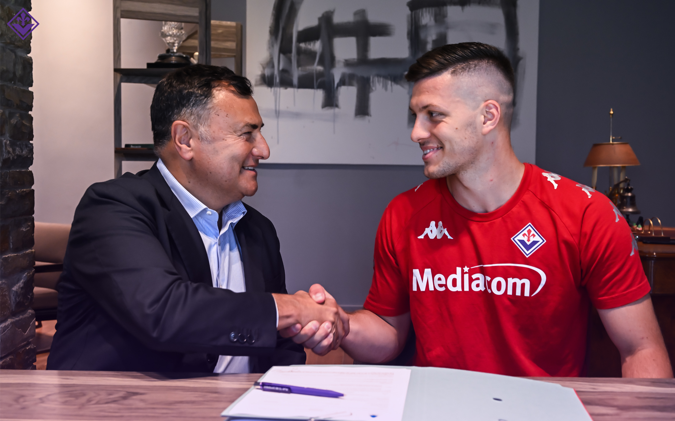 لوكا يوفيتش إلى فيورنتينا