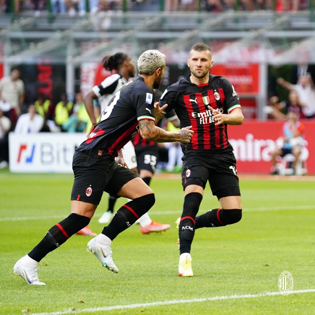 الدوري الإيطالي - ميلان يفتتح حملة الدفاع عن لقبه بتخطى عقبة أودينيزي
