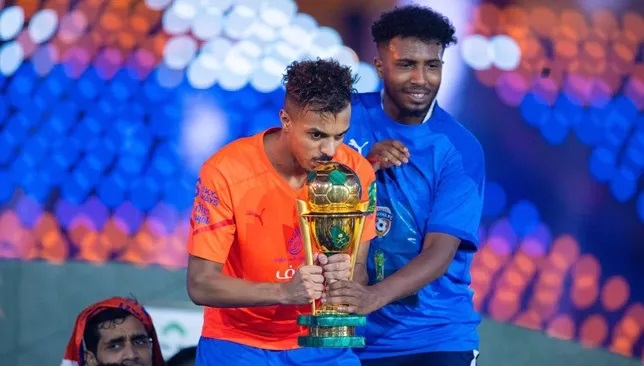 الاتحاد يحسم صفقة أحمد بامسعود