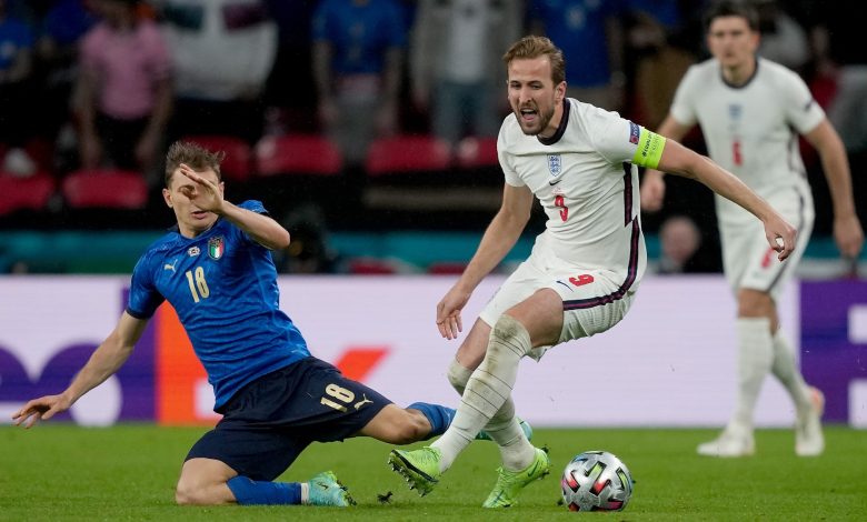 تاريخ مواجهات إيطاليا وإنجلترا