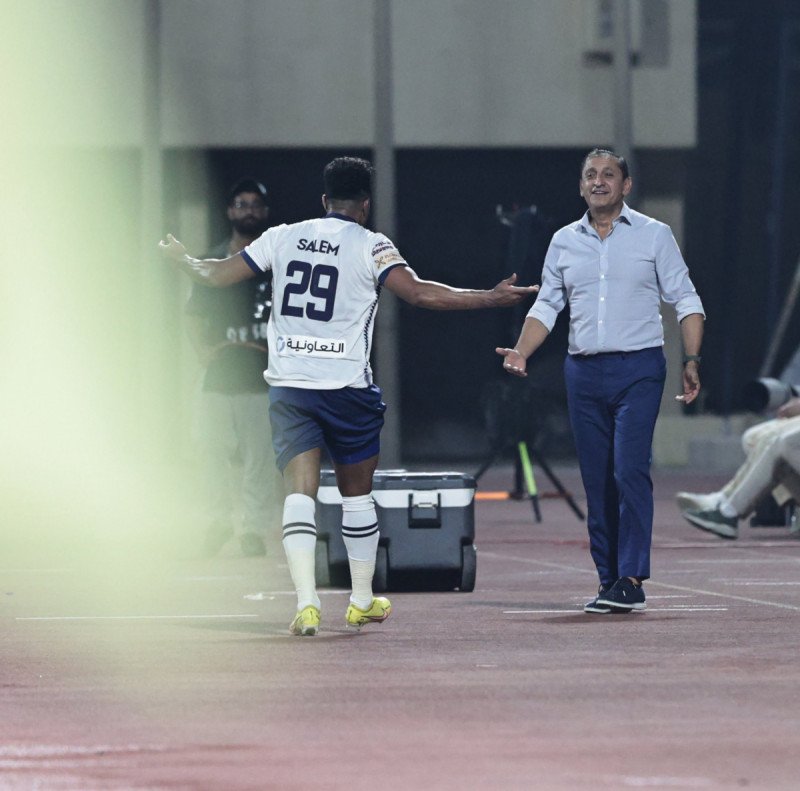 الدوسري يشتبك مع دياز