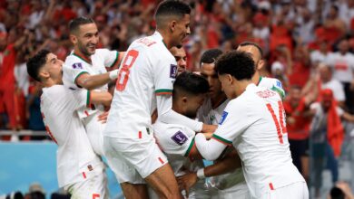 لاعب السعودية يوجه رسالة لنجم المغرب قبل مواجهة البرتغال في كأس العالم 