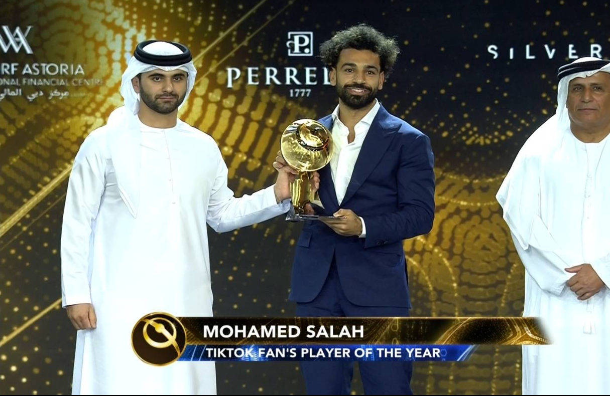 عاجل|محمد صلاح يفوز بجائزة أفضل لاعب في العالم 2022 من جلوب سوكر