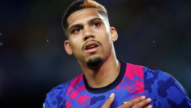 أراخو يواصل تأهليه مع أوروجواي في قطر.. وغضب في برشلونة بسبب ذلك
