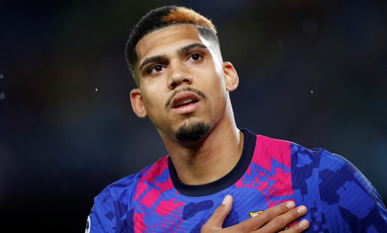 رونالد أراخو مدافع برشلونة