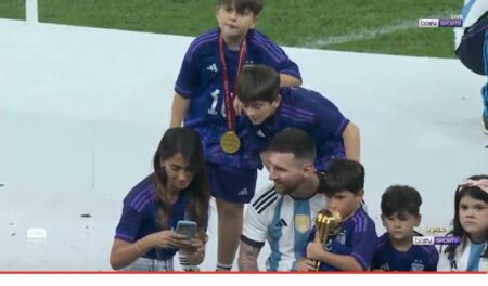 رد فعل اولاد ليونيل ميسي بعد تتويج الأرجنتين بلقب كأس العالم