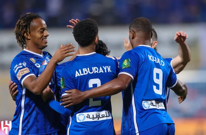الهلال السعودي يستقر على رحيل 4 لاعبين في الصيف