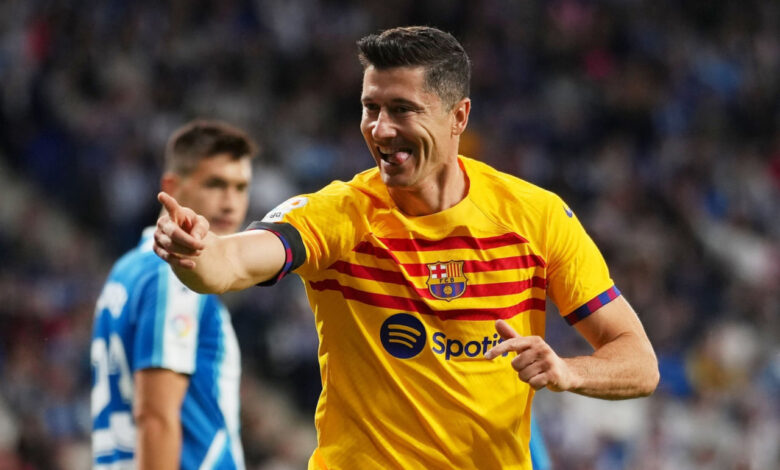 بعد انتقاله لـ برشلونة.. ليفاندوفسكي يكشف سبب رحيله عن بايرن ميونخ 