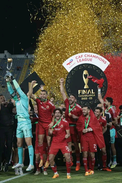 ماذا يحتاج الأهلي للتتويج بلقب الدوري المصري رسميًا؟