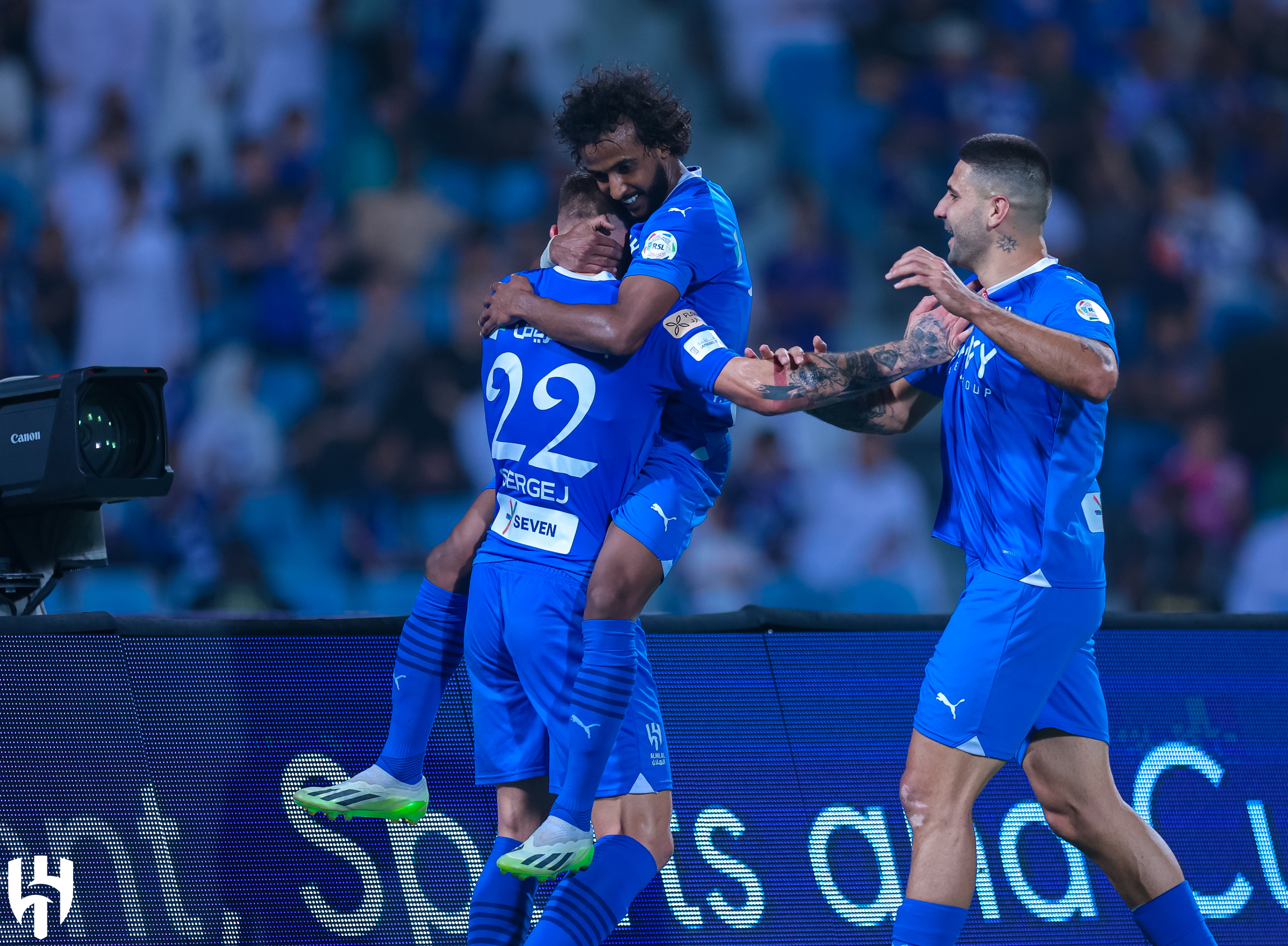 الهلال
