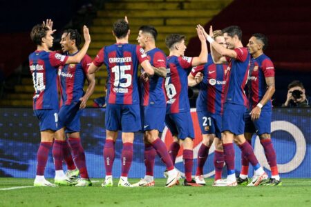 ليفاندوفسكي يدخل تاريخ دوري أبطال أوروبا مع برشلونة