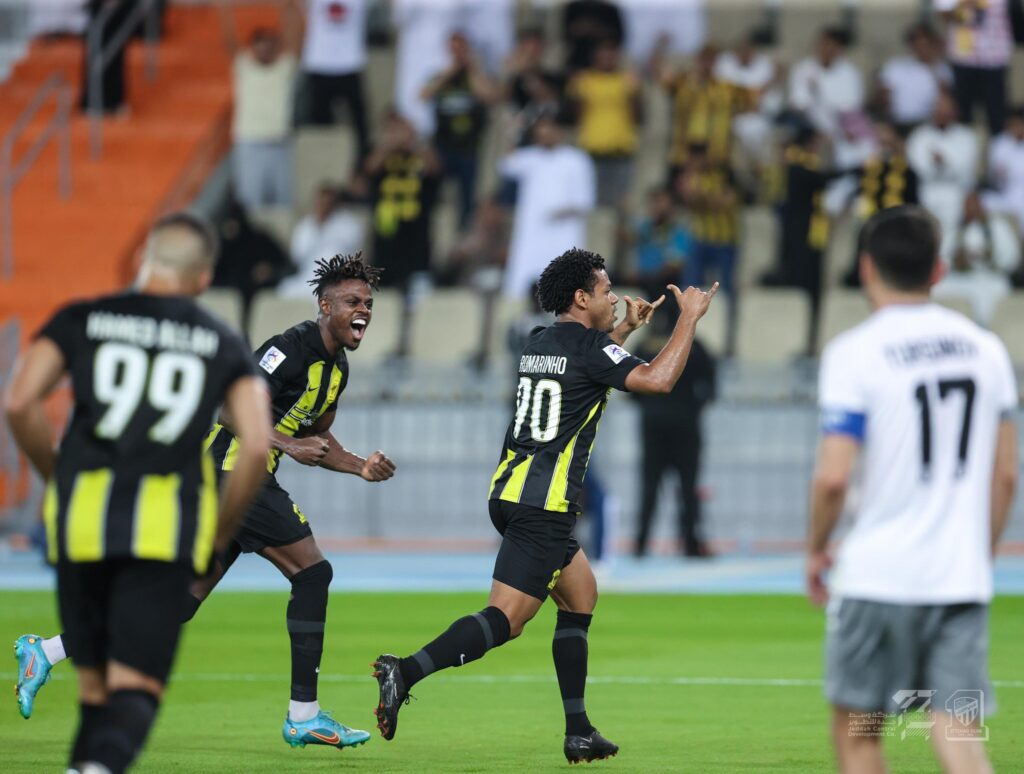 مشاهدة مباراة الاتحاد والحزم في دوري روشن السعودي بث مباشر