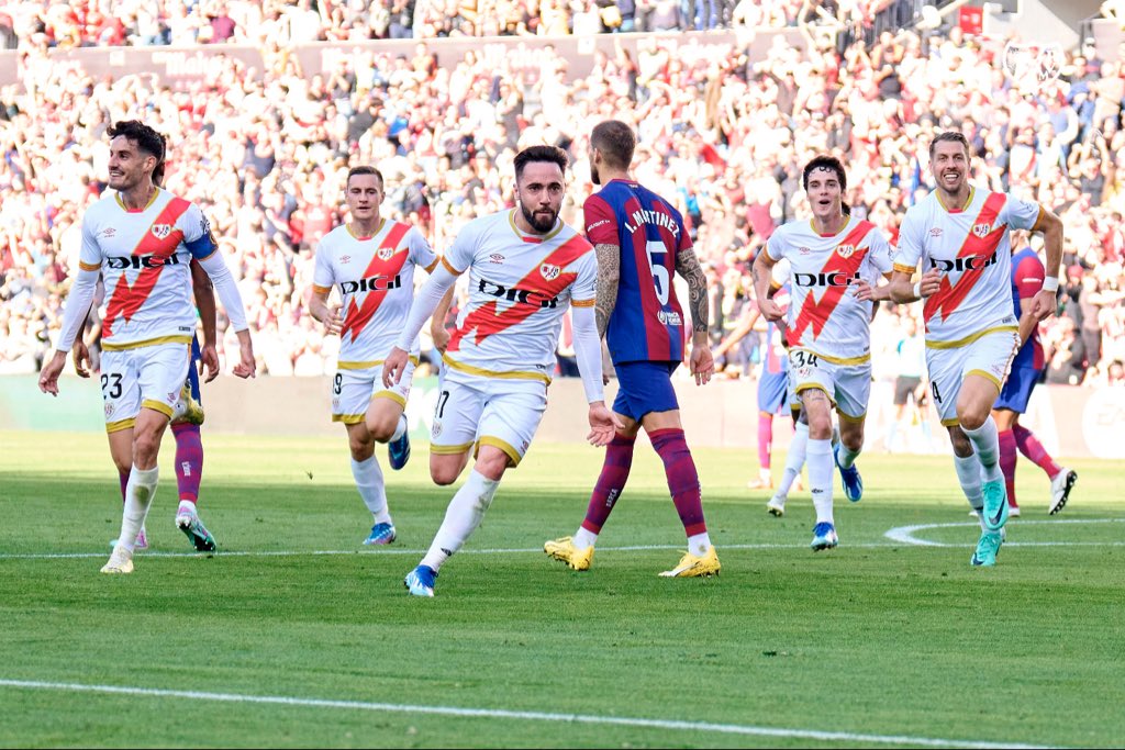 برشلونة ضد رايو فاليكانو