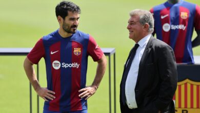 إلكاي جوندوجان ورئيس برشلونة